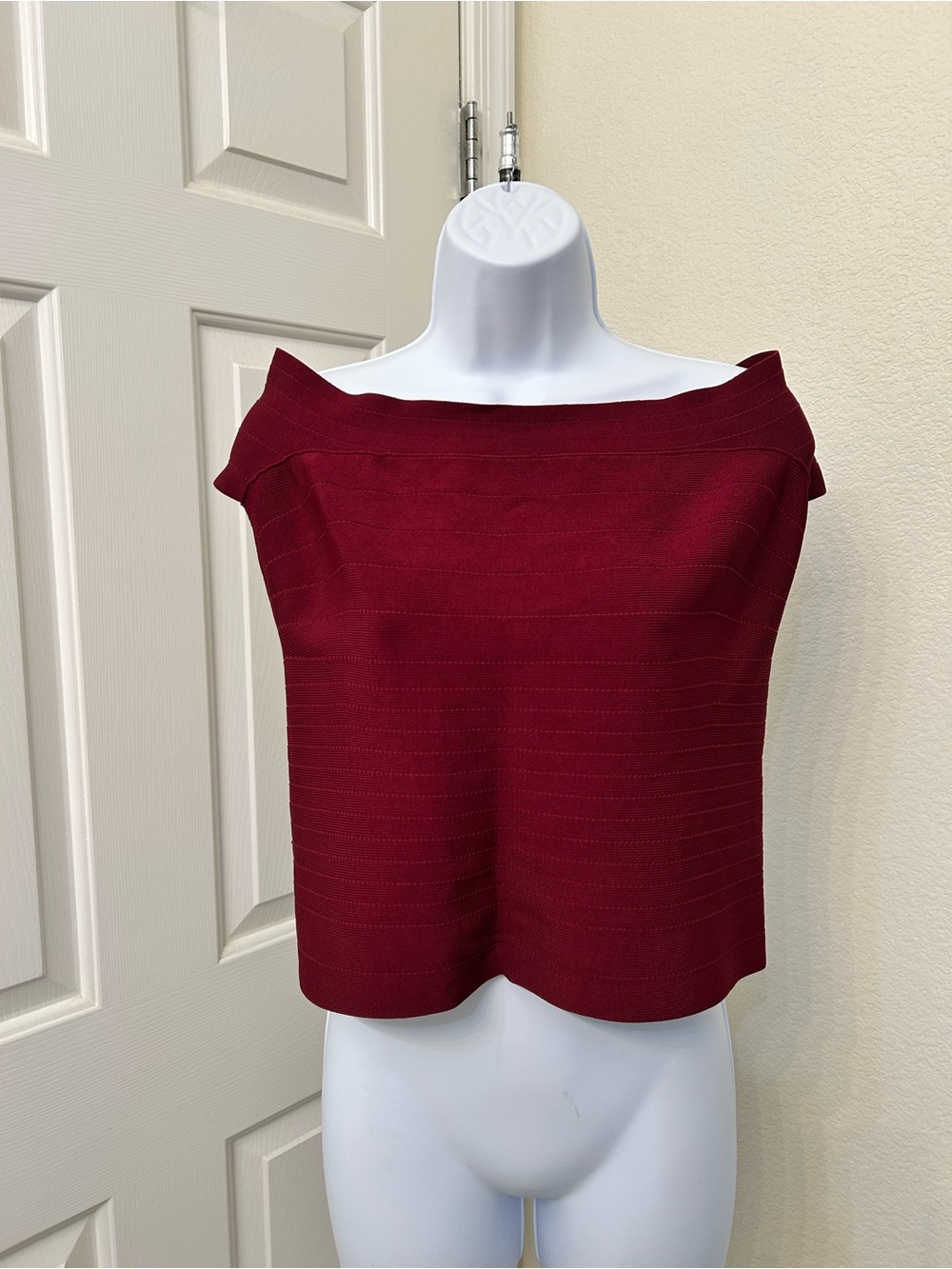 Anthropologie Off-Shoulder Ribbed Crop Top - Burgundy